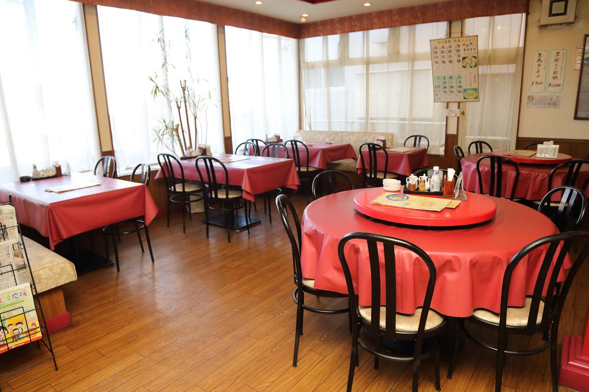 四川菜館の内観
