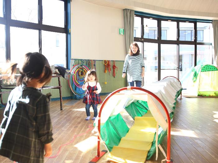 豊富児童館にあるトンネル