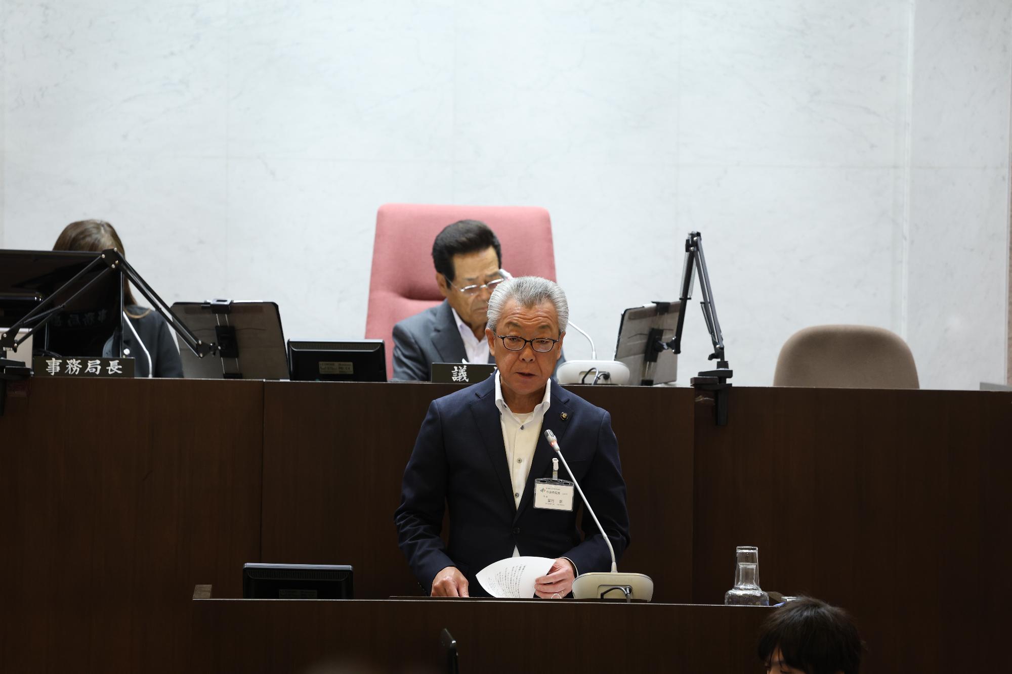 令和7年第2回定例議会全体写真